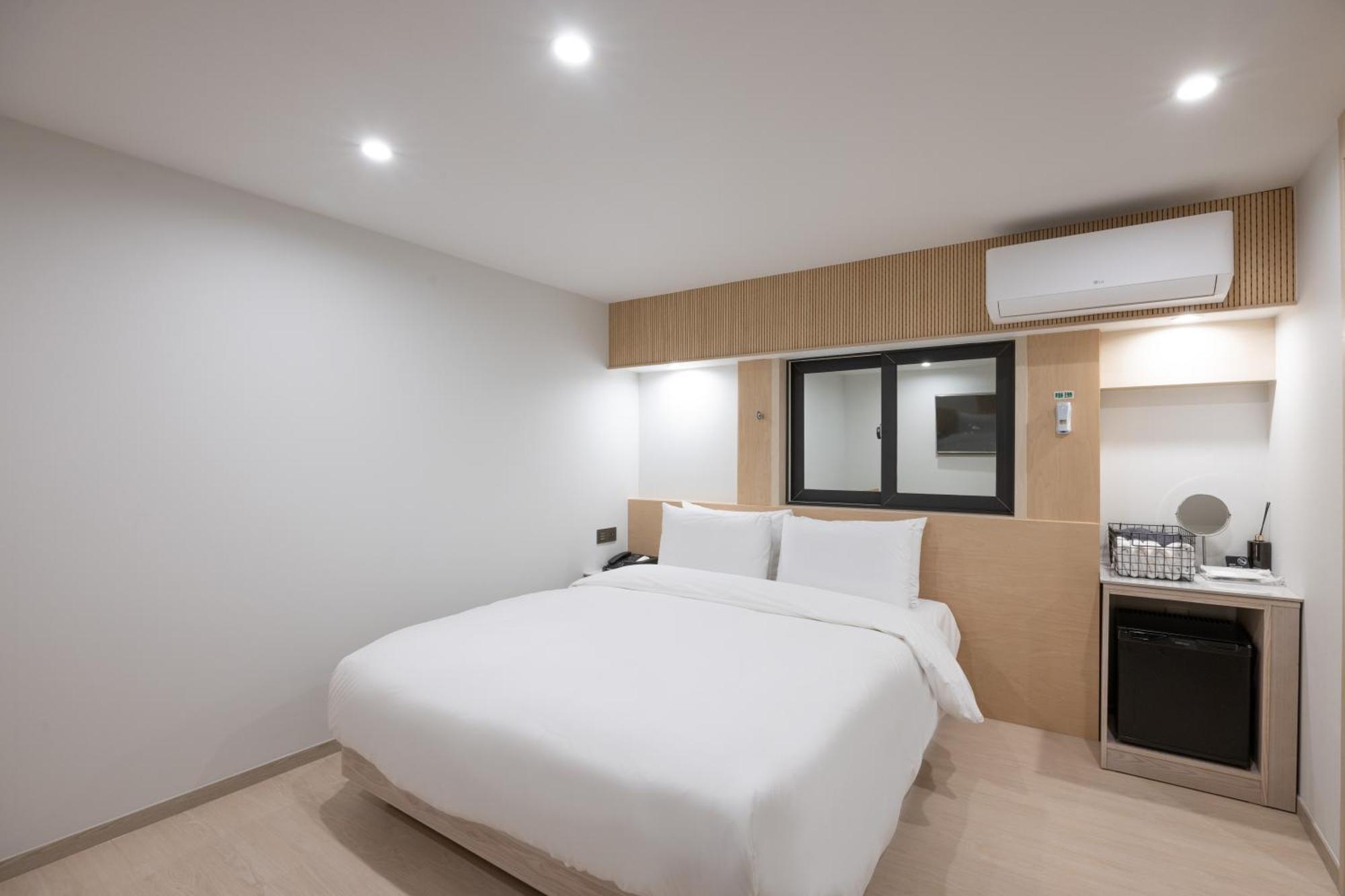Hotel Bellus Busan Exteriör bild